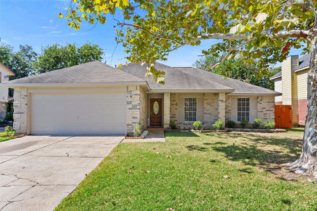 11710 Seawood Drive, Houston, TX 77089