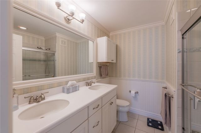 1551 Merion Ln, Oakmont, PA 15139