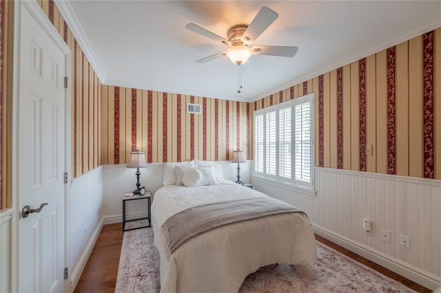 1551 Merion Ln, Oakmont, PA 15139