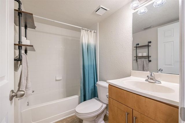5563 BAYWATER DRIVE 37, Tampa, FL 33615