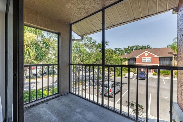 5563 BAYWATER DRIVE 37, Tampa, FL 33615