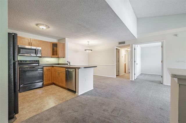 5563 BAYWATER DRIVE 37, Tampa, FL 33615