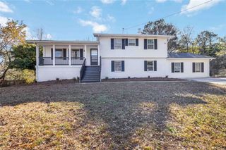 1535 Lake Jodeco Road, Jonesboro, GA 30236