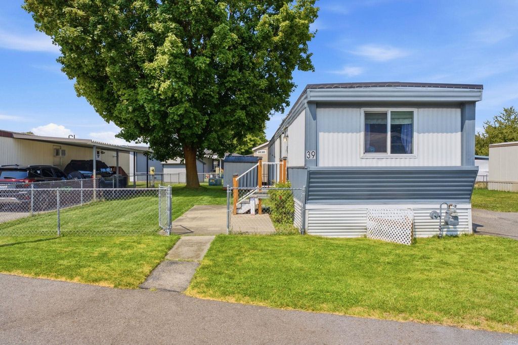 21725 E E Wellesley Ave, Otis Orchards, WA 99027 photo 2