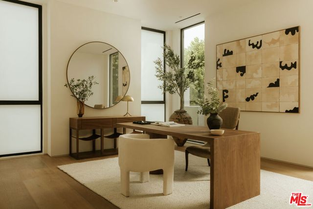 605 N Rexford Drive, Beverly Hills, CA 90210
