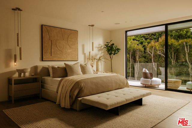 605 N Rexford Drive, Beverly Hills, CA 90210