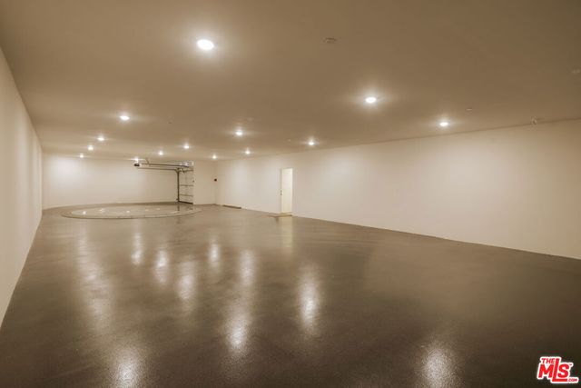 605 N Rexford Drive, Beverly Hills, CA 90210