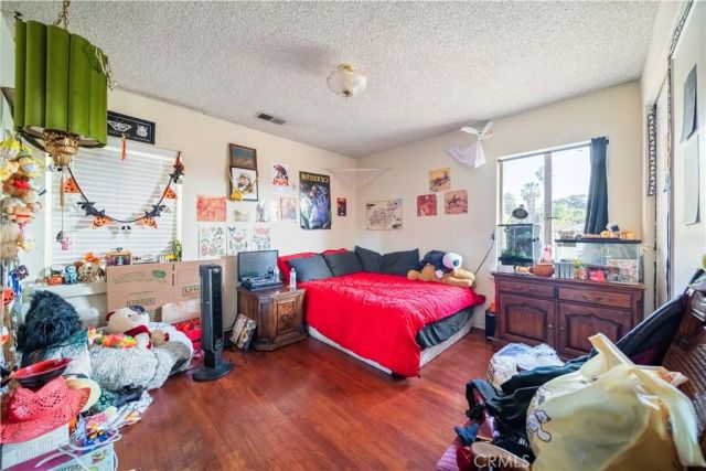 1449 E Bennett Avenue, Glendora, CA 91741