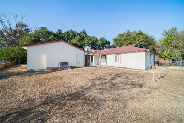 1449 E Bennett Avenue, Glendora, CA 91741