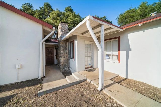 1449 E Bennett Avenue, Glendora, CA 91741