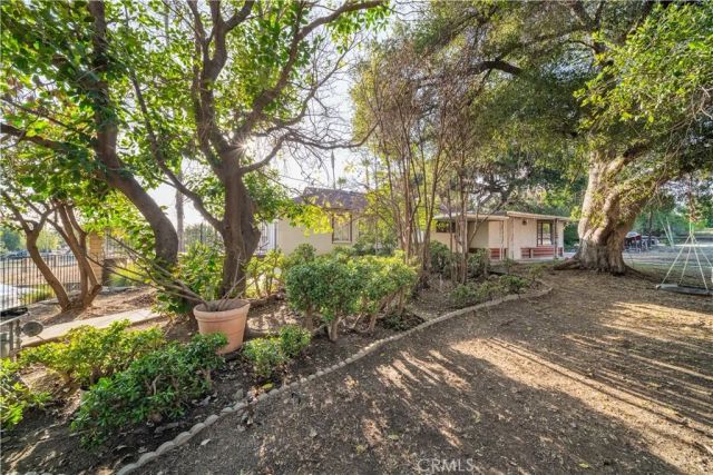 1449 E Bennett Avenue, Glendora, CA 91741