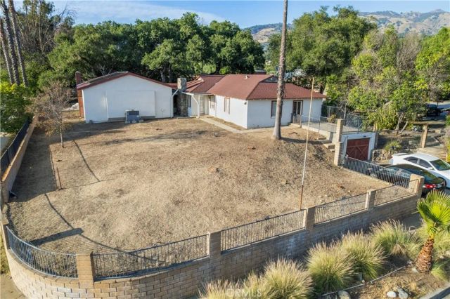 1449 E Bennett Avenue, Glendora, CA 91741