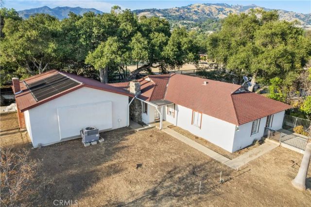 1449 E Bennett Avenue, Glendora, CA 91741