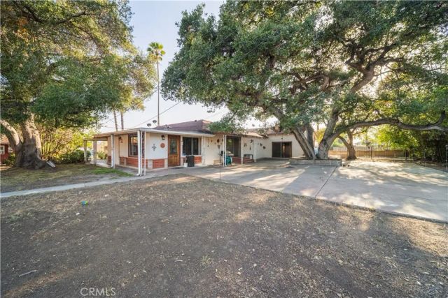 1449 E Bennett Avenue, Glendora, CA 91741