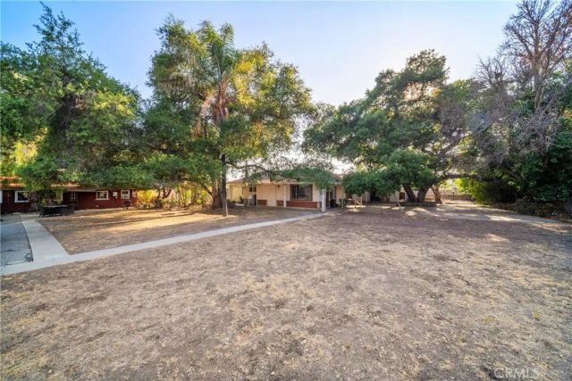 1449 E Bennett Avenue, Glendora, CA 91741