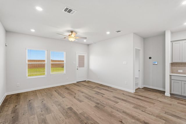 29131 Dandelion Sky Drive, Waller, TX 77484