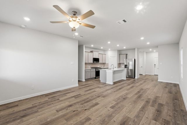 29131 Dandelion Sky Drive, Waller, TX 77484