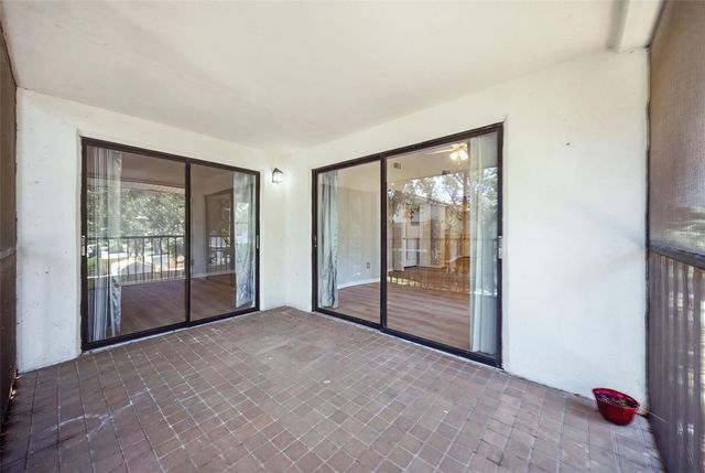300 S FLORIDA AVENUE 100K, Tarpon Springs, FL 34689