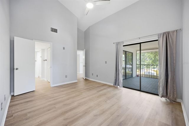 300 S FLORIDA AVENUE 100K, Tarpon Springs, FL 34689