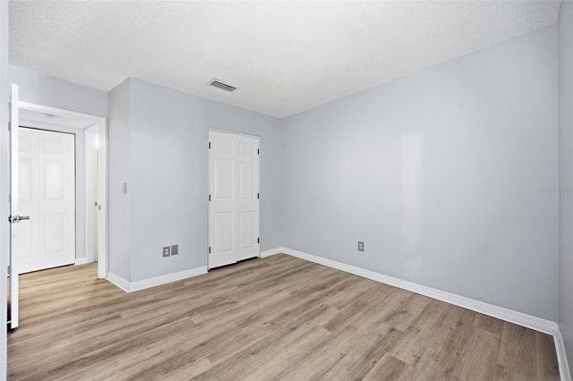 300 S FLORIDA AVENUE 100K, Tarpon Springs, FL 34689