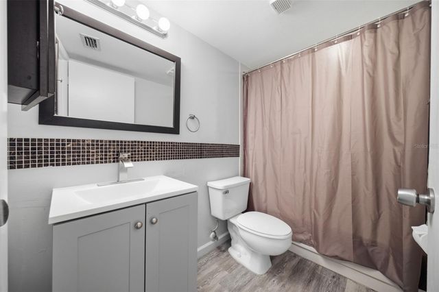 300 S FLORIDA AVENUE 100K, Tarpon Springs, FL 34689
