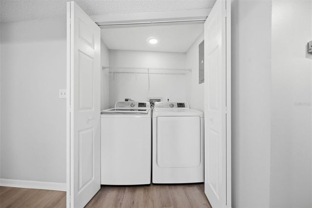 300 S FLORIDA AVENUE 100K, Tarpon Springs, FL 34689