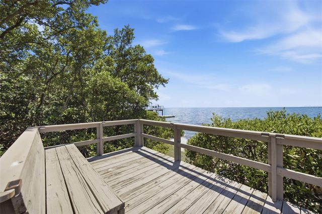 300 S FLORIDA AVENUE 100K, Tarpon Springs, FL 34689