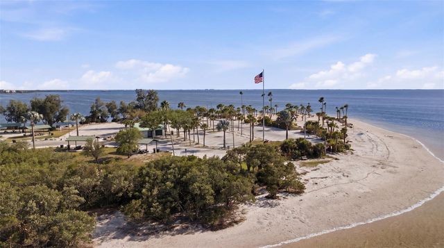 300 S FLORIDA AVENUE 100K, Tarpon Springs, FL 34689