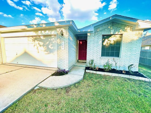 105 David DR, Hutto, TX 78634