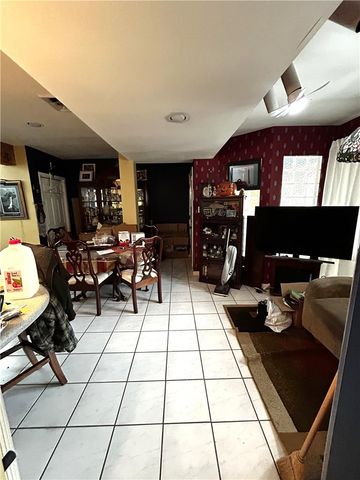 1214 Stanford Road, Bethlehem City, PA 18018
