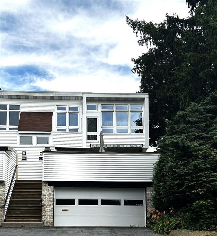 1214 Stanford Road, Bethlehem City, PA 18018
