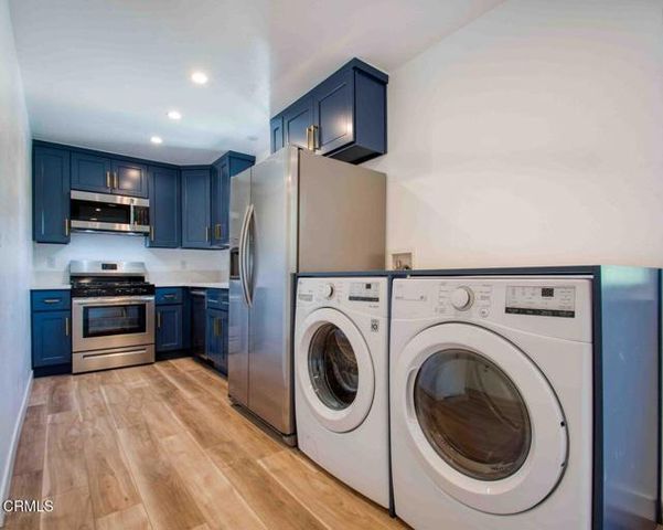 3185 Larga Avenue B, Los Angeles, CA 90039