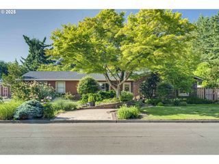 24122 Ne OREGON St, Wood Village, OR 97060