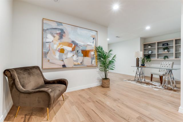 11042 Shortmeadow Drive, Dallas, TX 75218