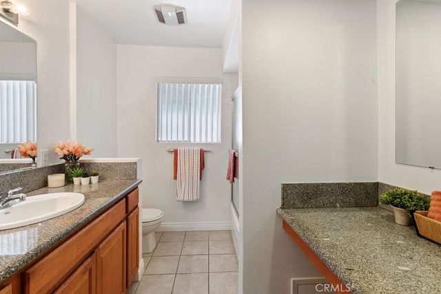 1801 Greenleaf Street 15, Santa Ana, CA 92706