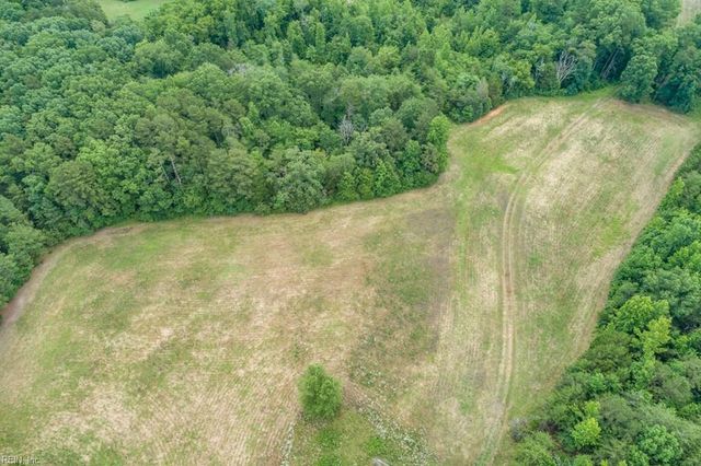 1075 E Orgainsville RD, Skipwith, VA 23968