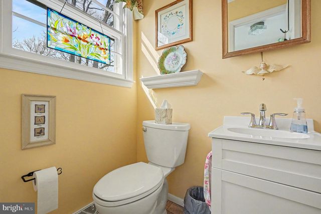 5425 CRESTLINE RD, Wilmington, DE 19808