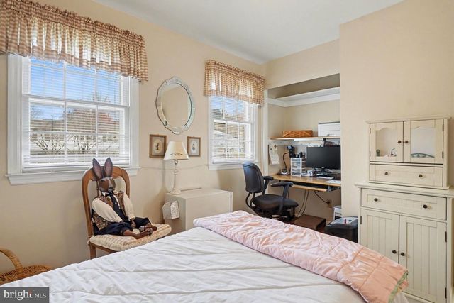 5425 CRESTLINE RD, Wilmington, DE 19808