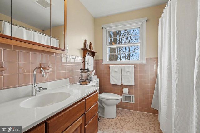 5425 CRESTLINE RD, Wilmington, DE 19808