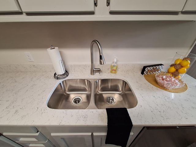 131 Phillips Drive, Crestview, FL 32536