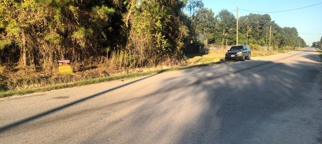 49 County Road 3479a, Cleveland, TX 77327