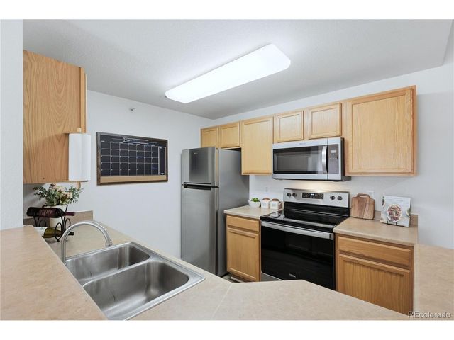 7440 S Blackhawk St 14-305, Englewood, CO 80112