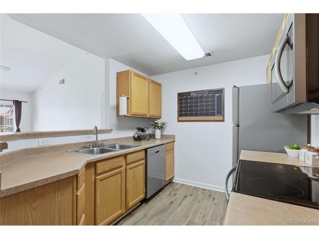 7440 S Blackhawk St 14-305, Englewood, CO 80112