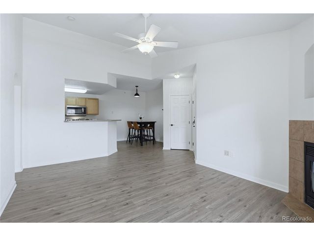 7440 S Blackhawk St 14-305, Englewood, CO 80112