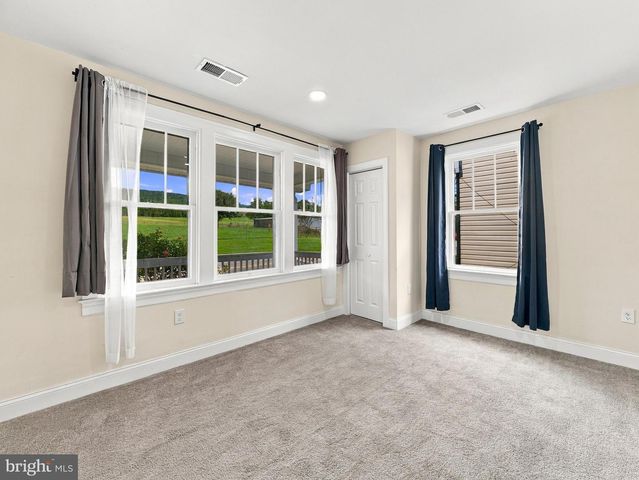 8118 MAPLEVILLE RD, Boonsboro, MD 21713