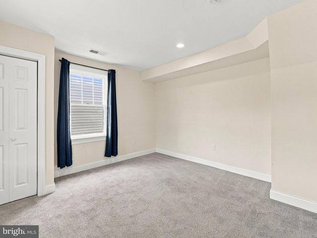 8118 MAPLEVILLE RD, Boonsboro, MD 21713