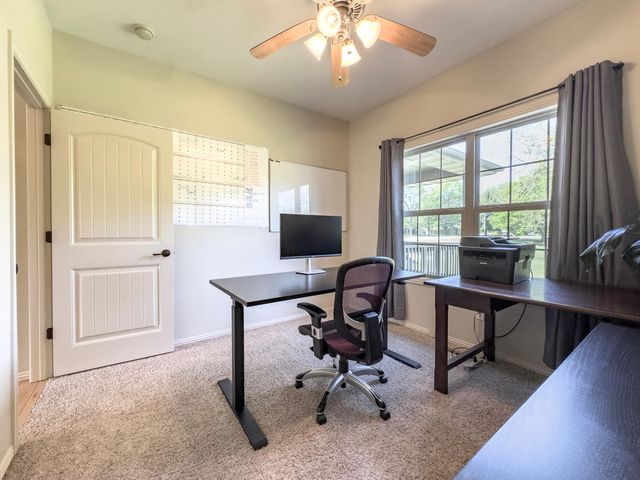 555 E Farm Road 84, Springfield, MO 65803