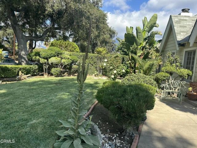 2122 Navarro Avenue, Altadena, CA 91001