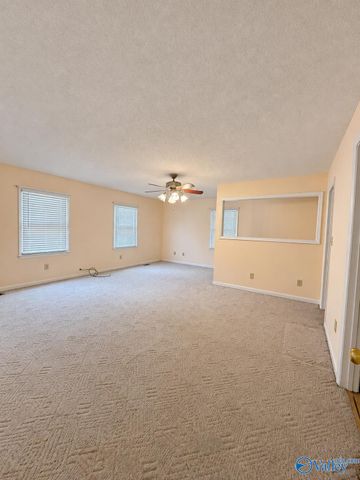 1710 McCullough Avenue NE, Huntsville, AL 35801