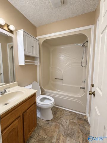1710 McCullough Avenue NE, Huntsville, AL 35801